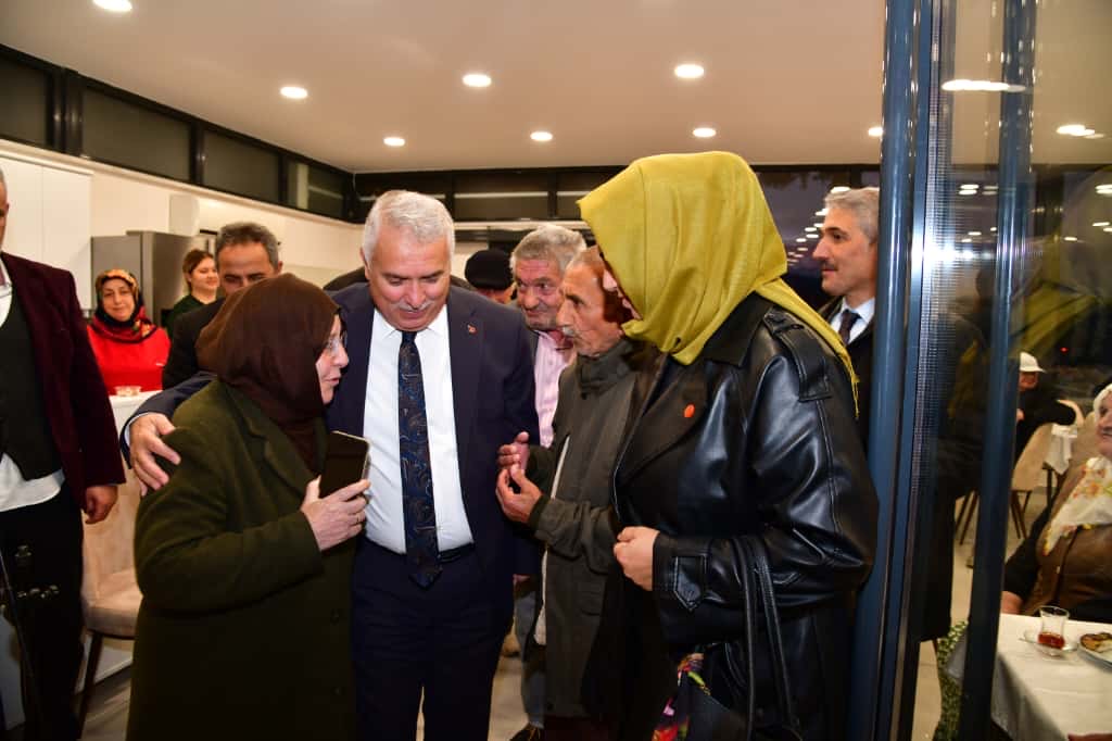 D8Cec4C9 B6E5 41Aa 92E8 Efe9Fabe9F2A