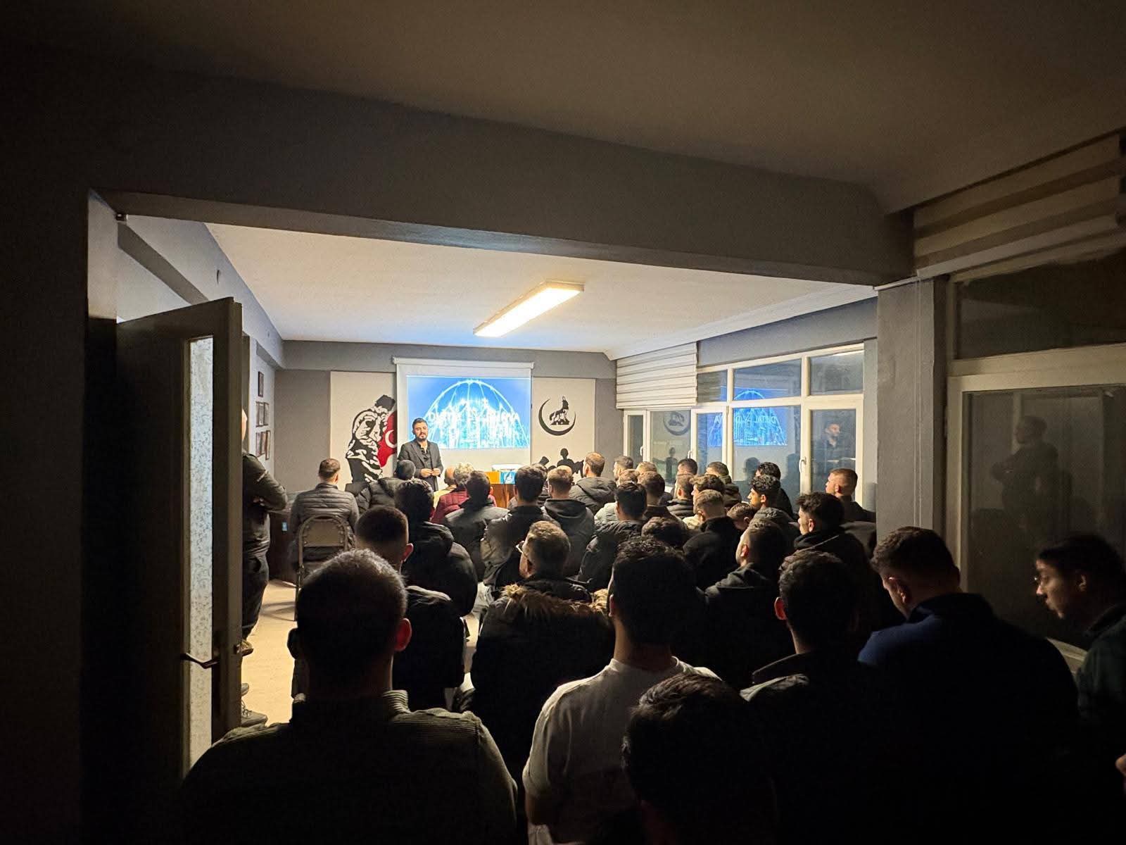 24E58B76 5E90 472A A4E2 F8022929F905