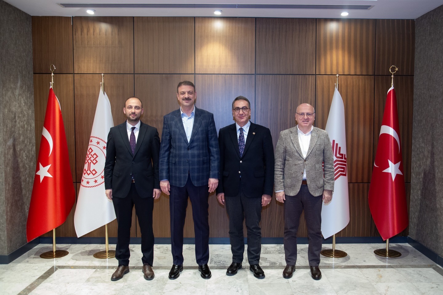 4343Bbf3 6E09 42E3 8E2F 5201Bfd7366C