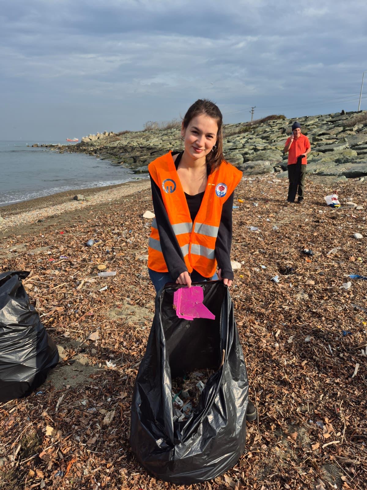 5E33E949 292F 47C8 A8E7 59505F25Daa2