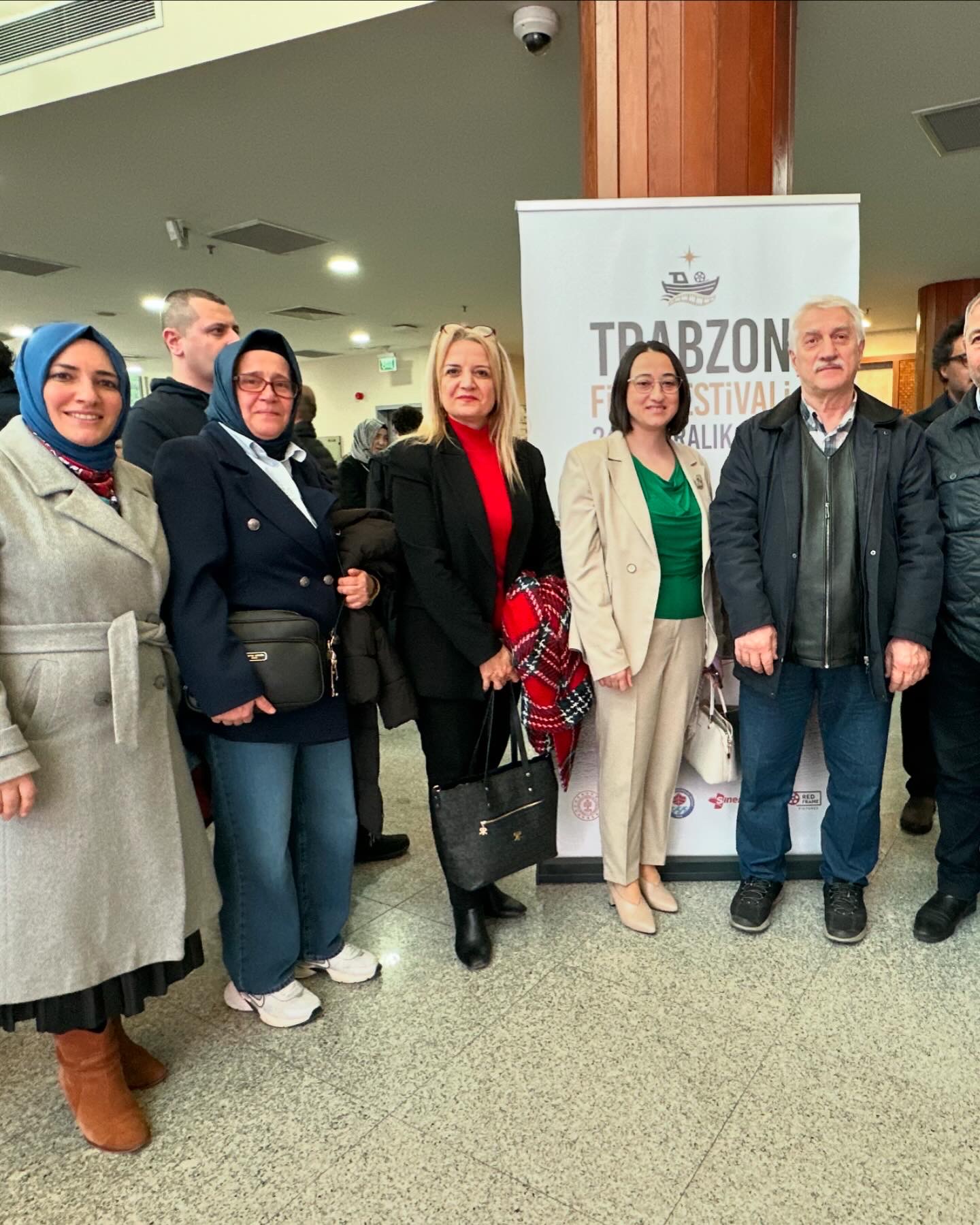 6717 A885 2 B12 42 A4 A F7 B F A7 E B D9 C5 B B D