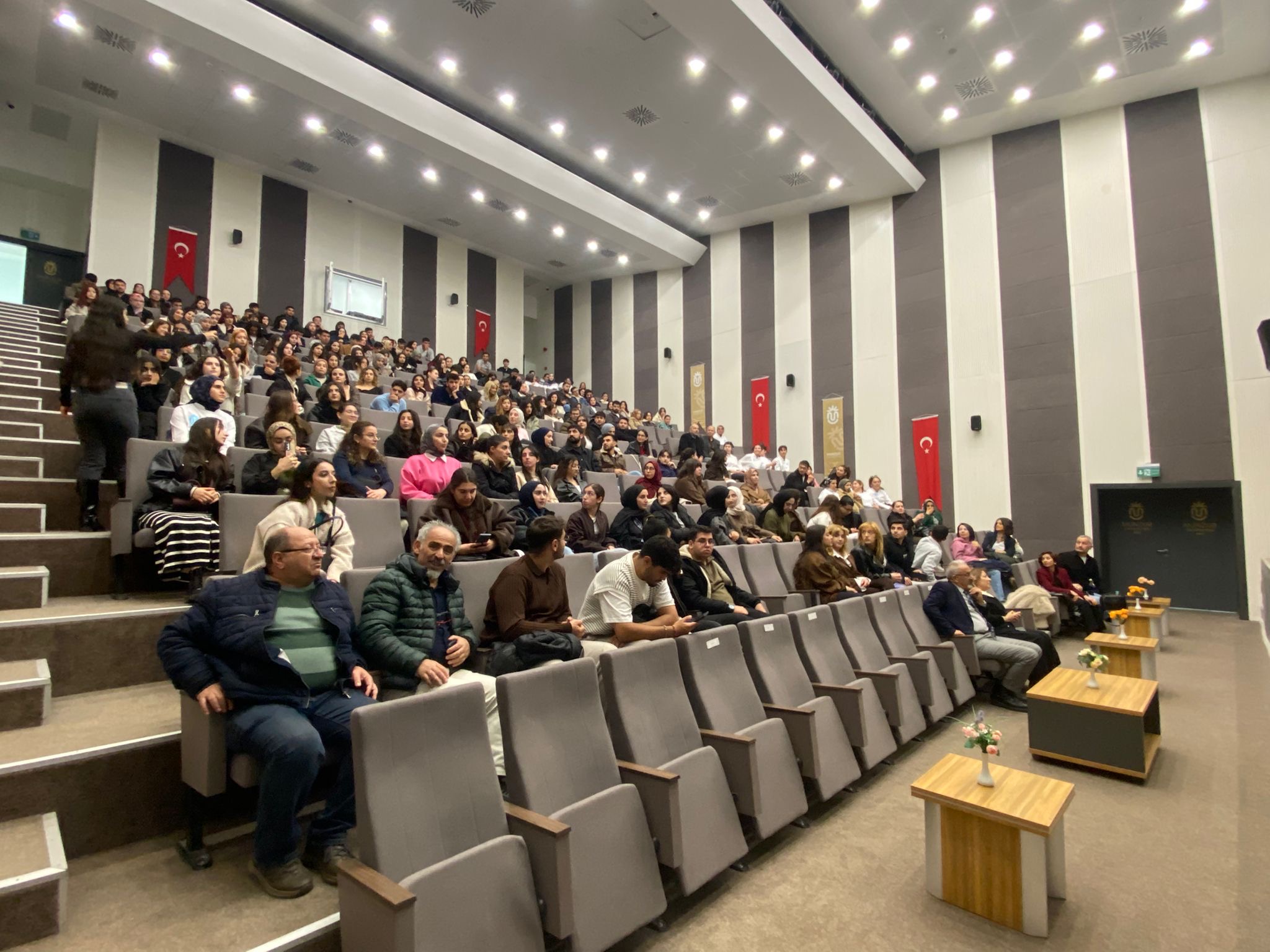 9D2E932D F839 4Cfa Ae03 F3F92Ba26A77