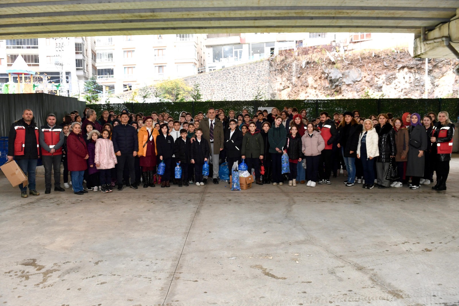 9D2F164B 9C97 40A1 86F6 D91A9B1A476D