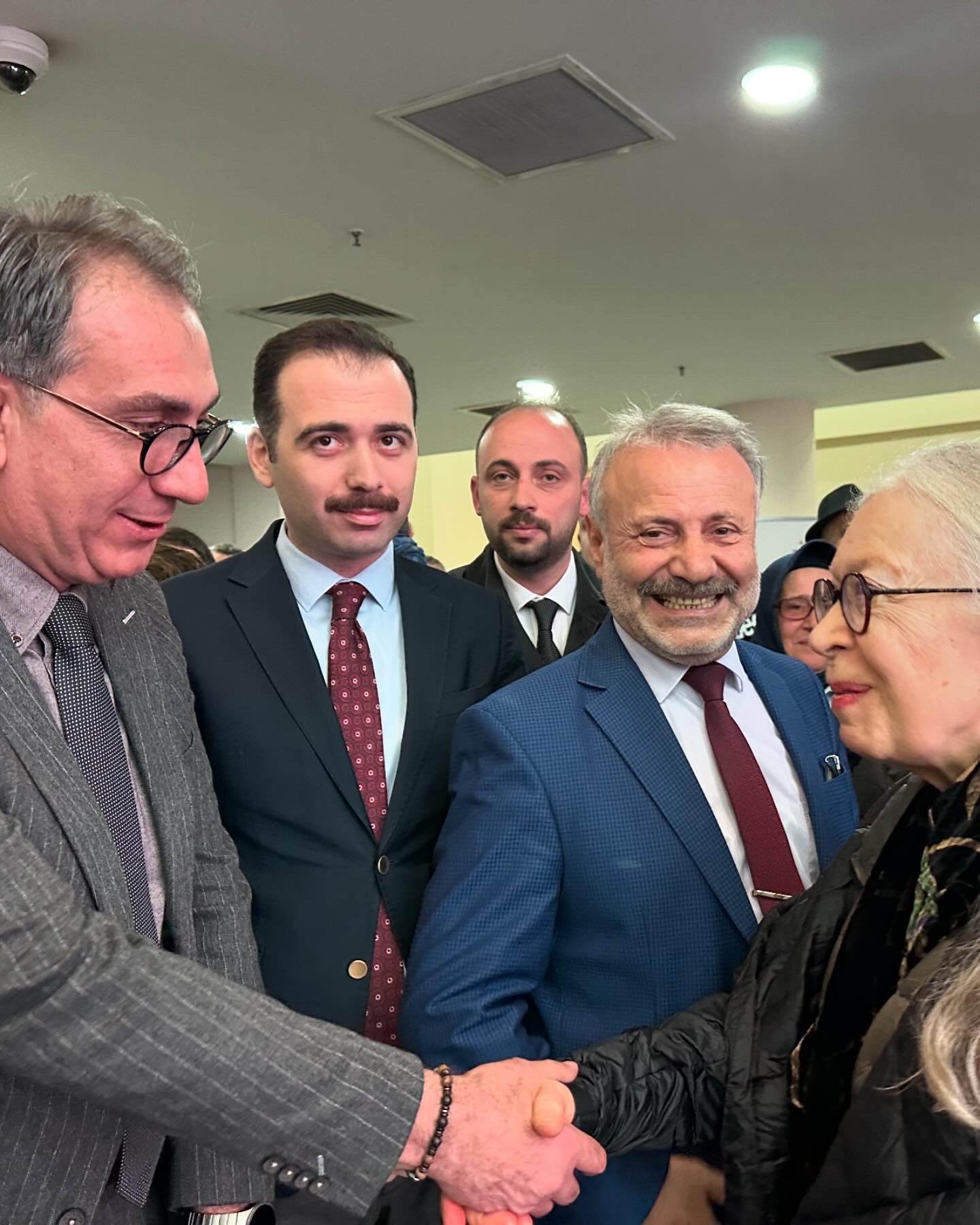 A04474 A1 D951 42 C F B C2 B B9 A31 F635736-1