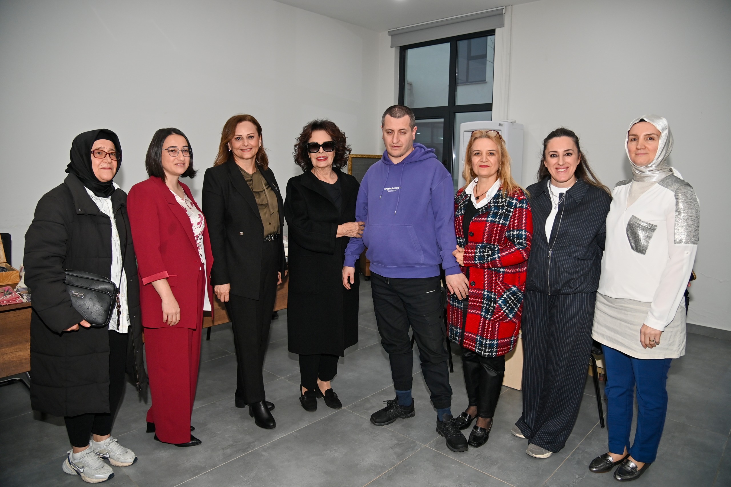 B2B580Cb 832C 46Ef 924C Bf7Ff12Bbc42