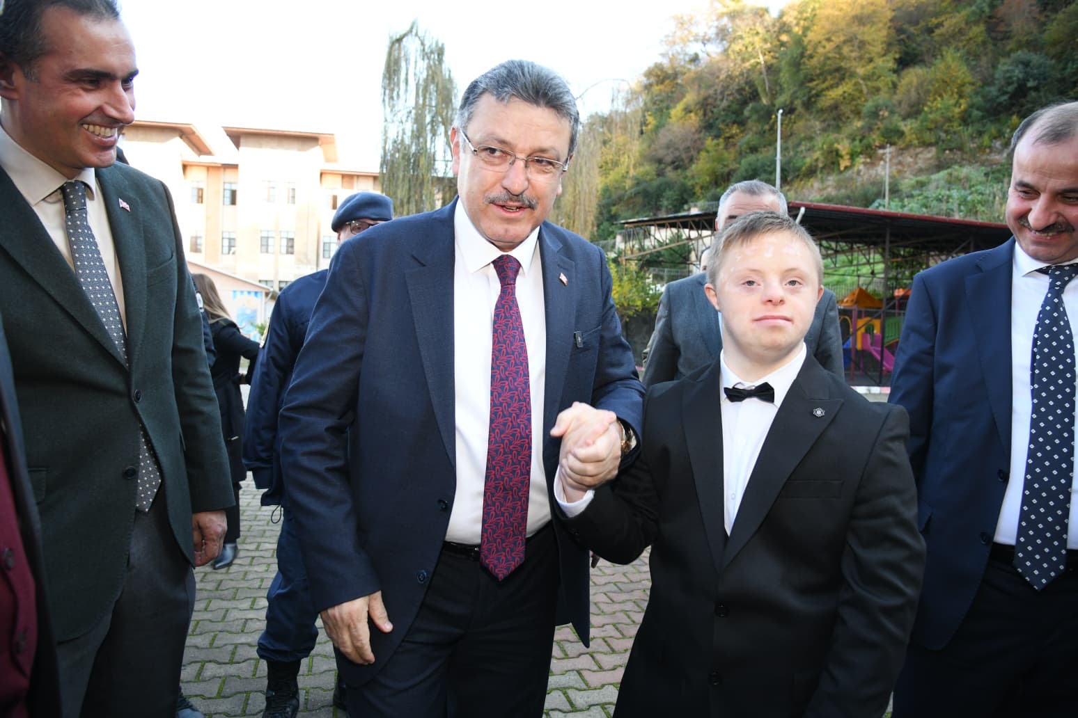 Cbe03B77 Abe4 4899 8Bfa 037D75Bde7B7