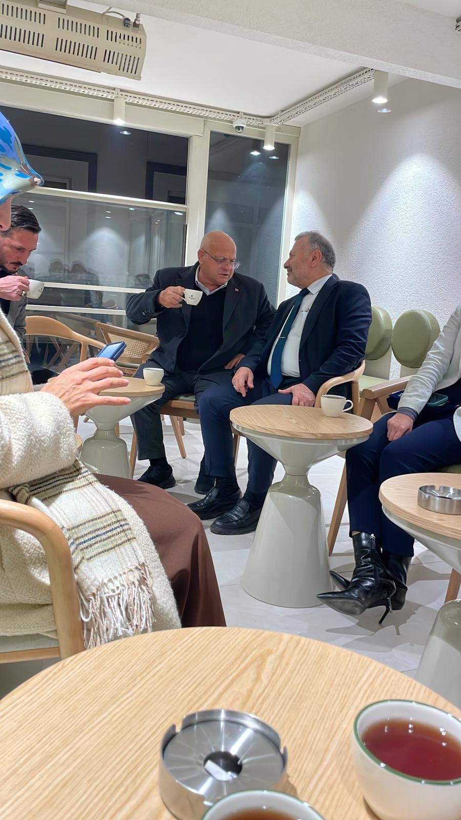 Ce59567A 29A4 4708 B4Ac 6E1C219448Db