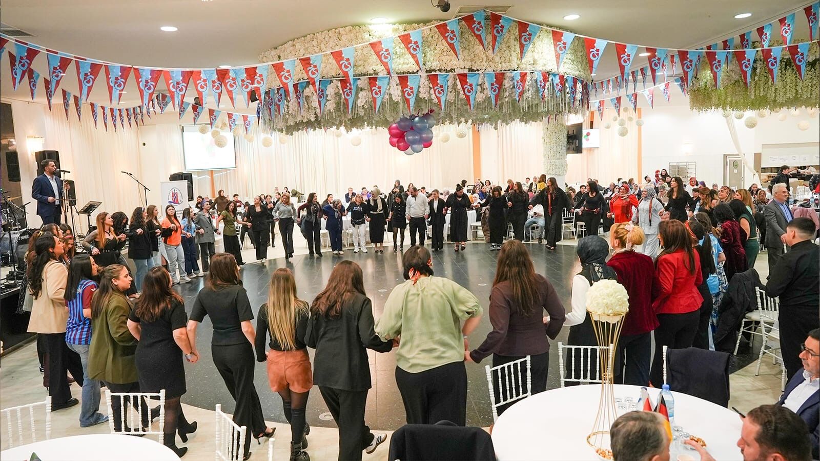 D20E4Bec 7A69 494C Bdb6 D525C46B25E9