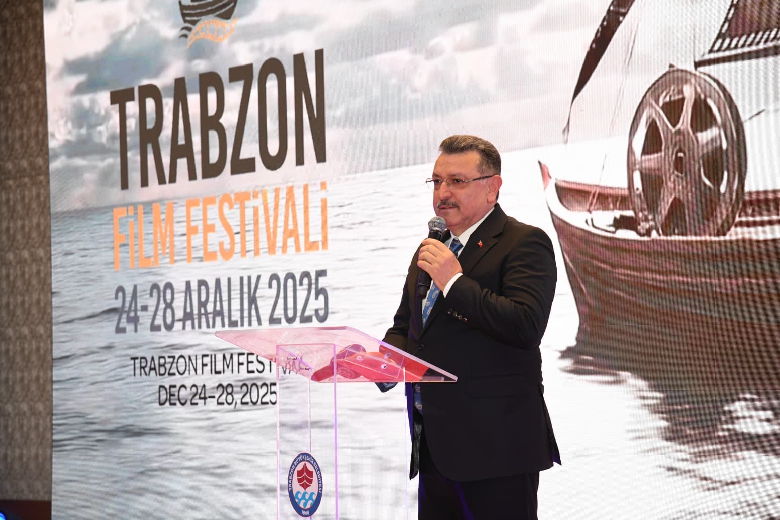 E4B6037D E2D9 4C00 Ab19 44Bd38770D87