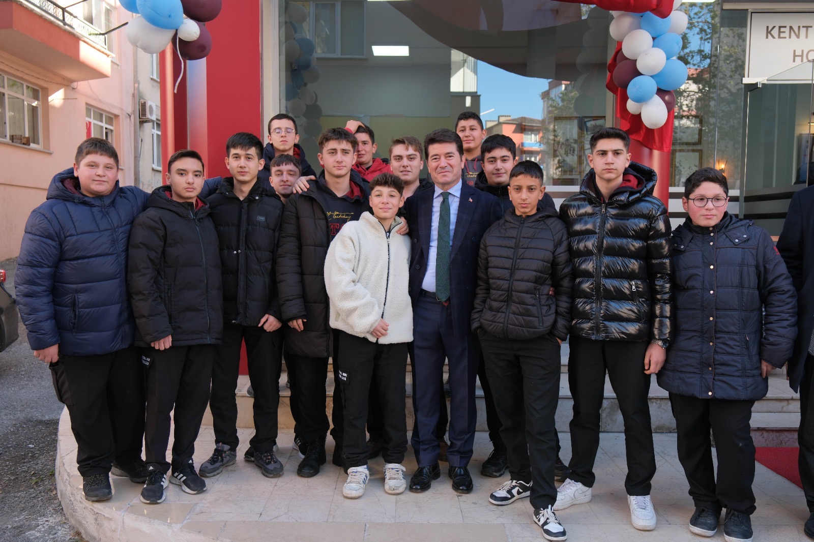 F1Bea204 2E14 4B58 9381 888750928F28