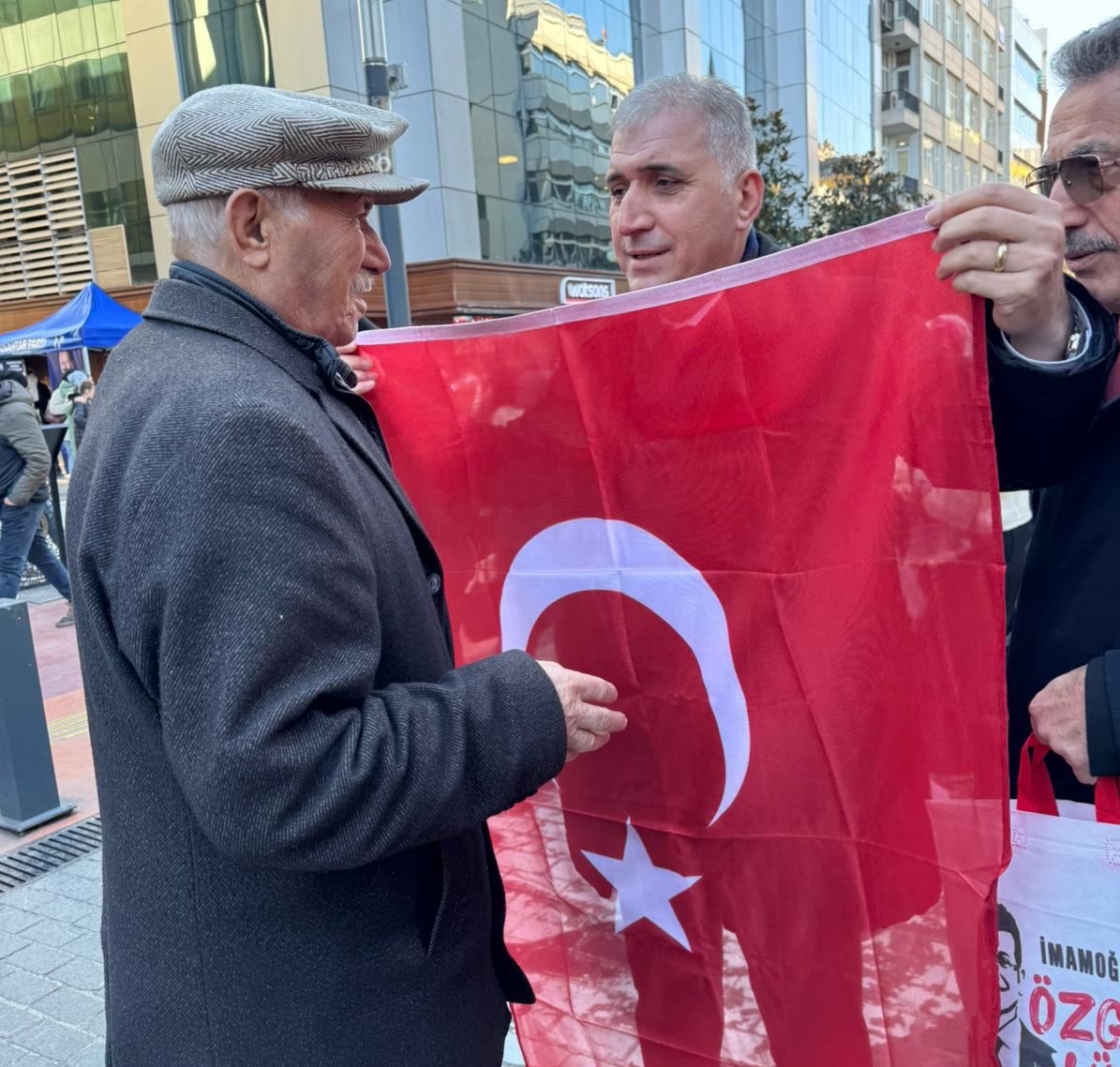 00B434Bc F315 4B90 Bbc2 7494Ea4Aad01