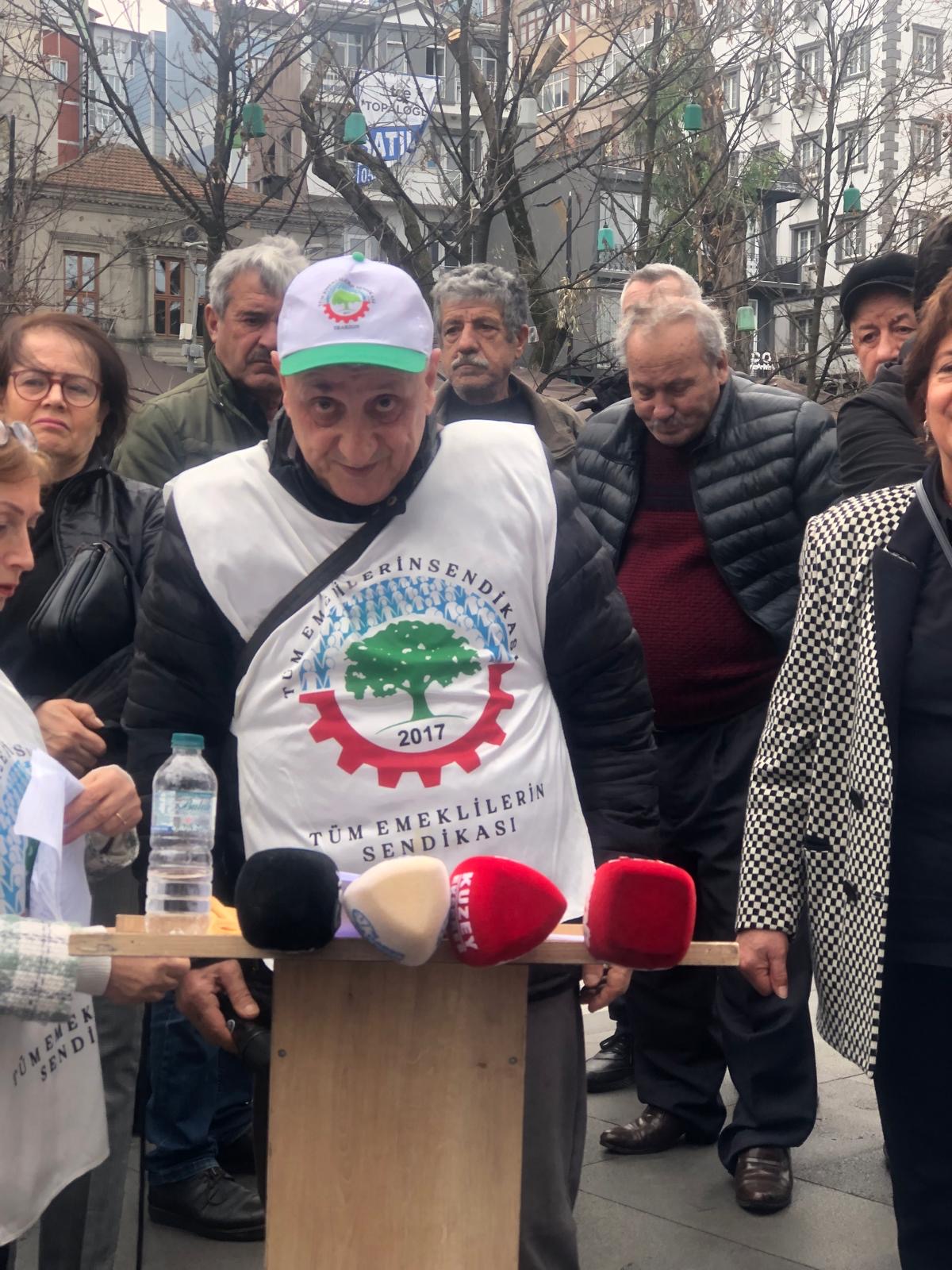 08341288 C7Ef 4D22 B131 513D1F4A7263