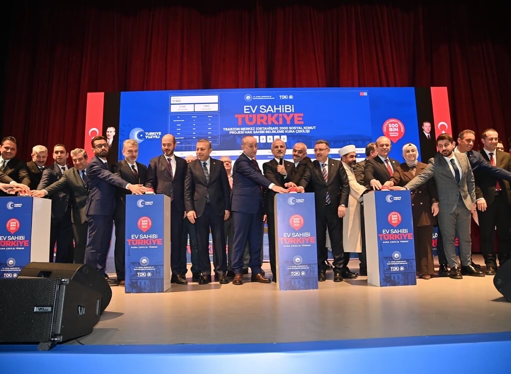 355 C640 B 4 D5 F 44 E2 84 C B 8 C F4979 A9 E04