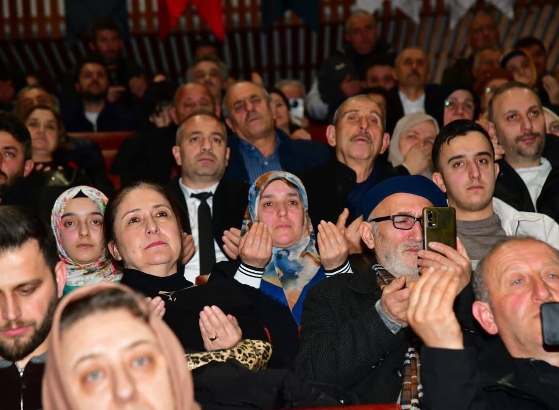 4 D6 F01 C4 325 B 40 B D 9815 E089 B D9 B5281