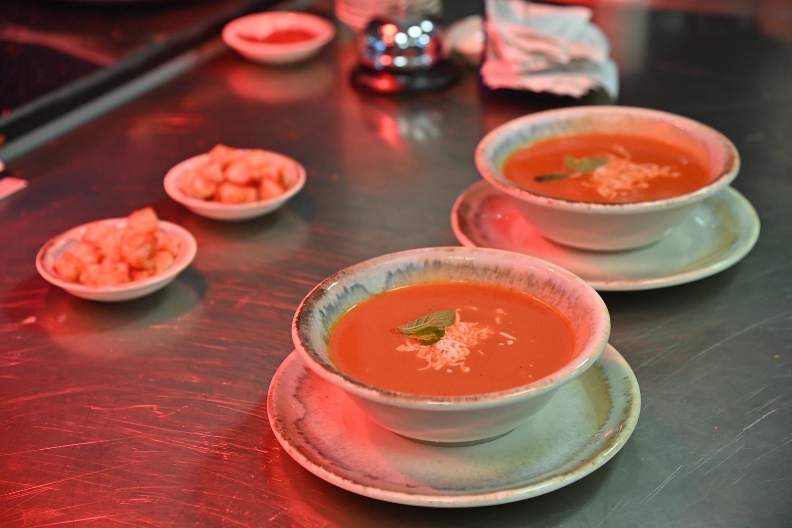 430F5643 8Cee 479E 9A08 634A9A2Ba2F3