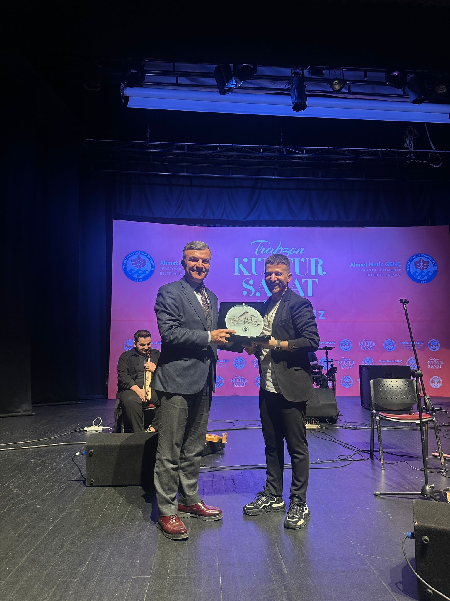 4E3782C7 D34E 40Ac A8F1 919Ad85A8010