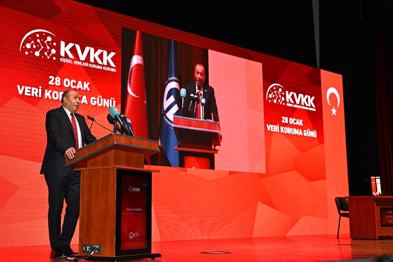 4E3Ddef8 0D35 4E2C Ae2C Fec5A6C6Fec8