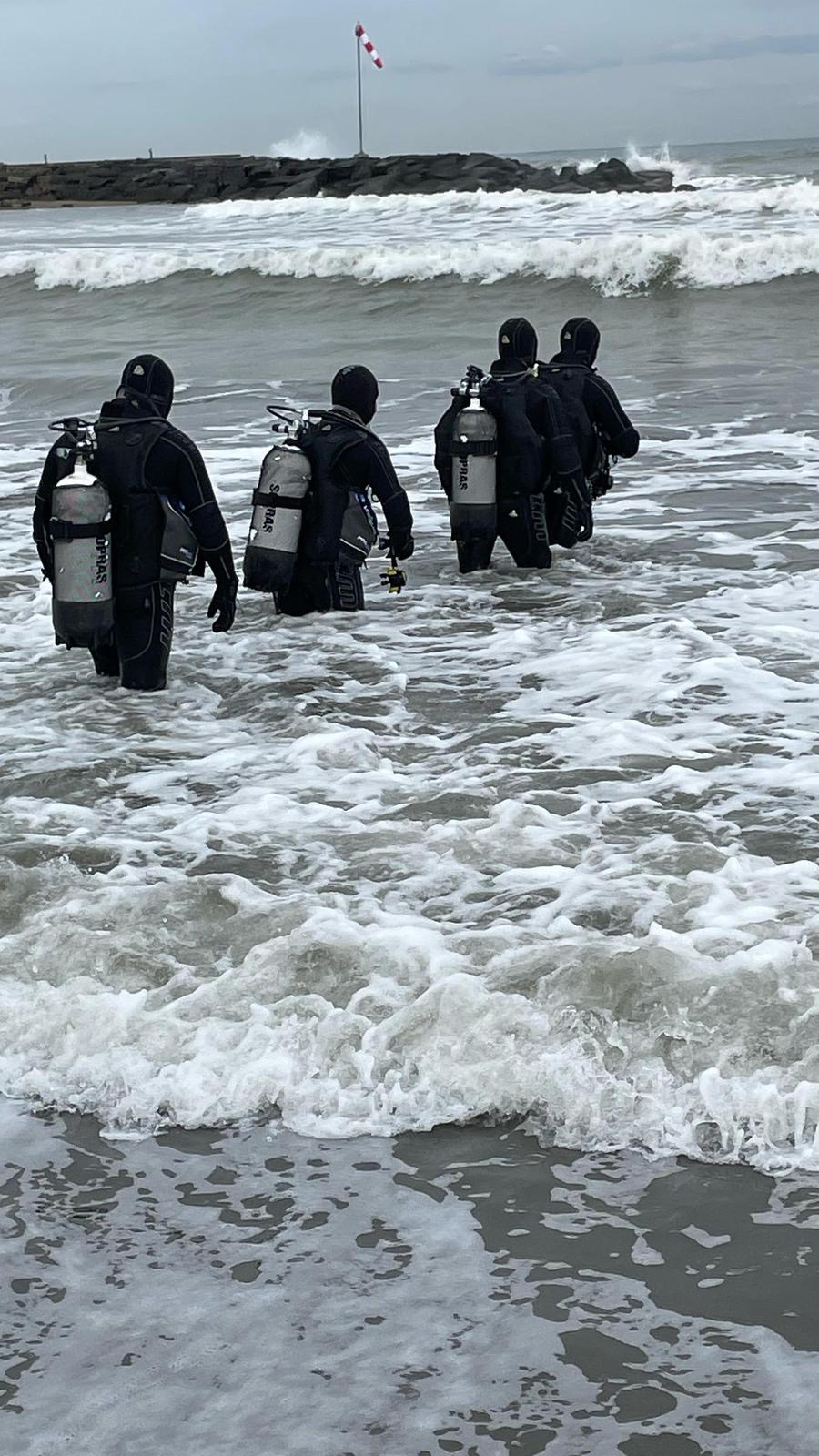 6634D8Fe 7B3F 4012 8D95 C36614Af262A