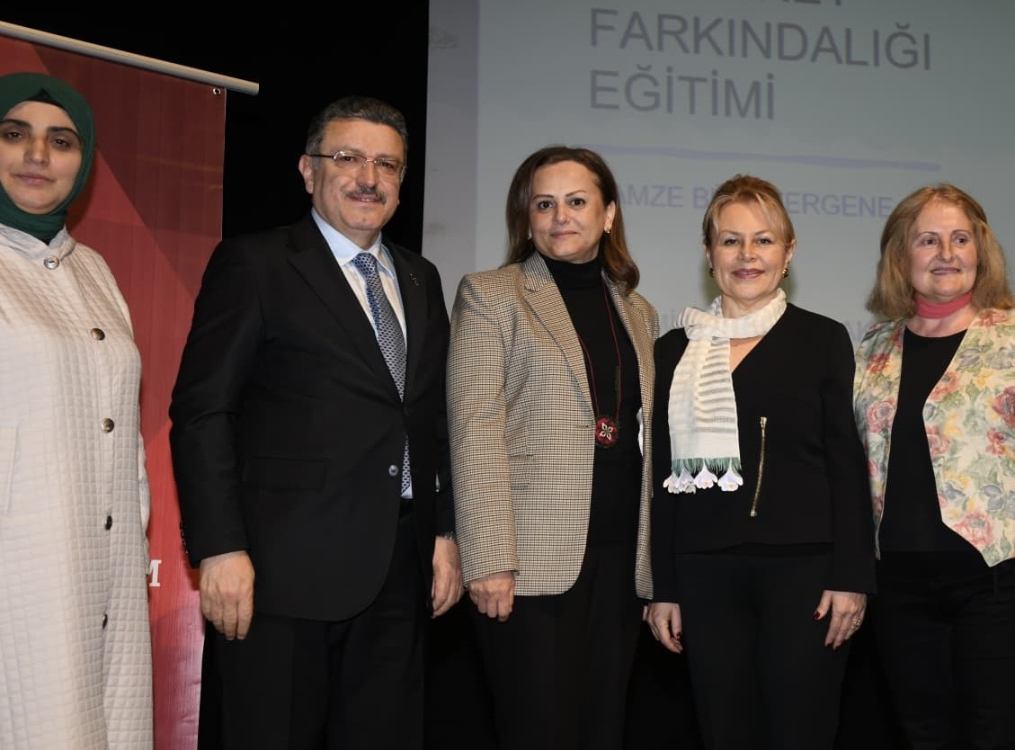 6A8891C5 739C 4D91 8281 A6326Ae1800B-1