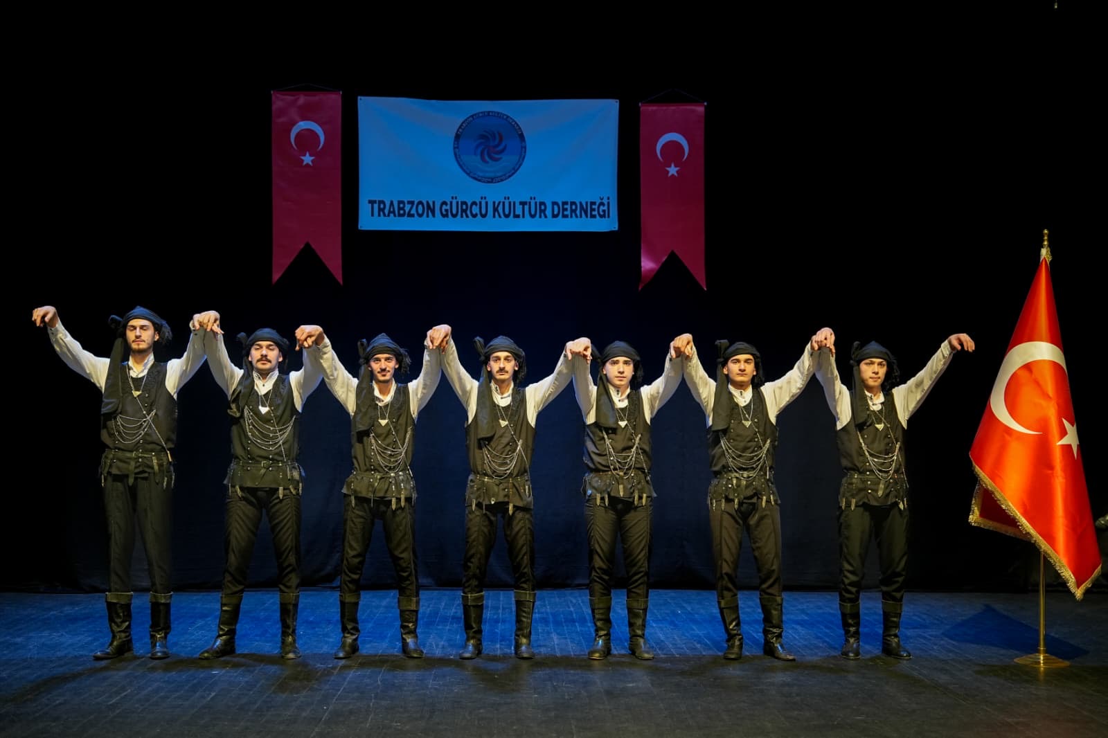 85625Fd6 9F87 45Cd 8B54 834D67E6Be40