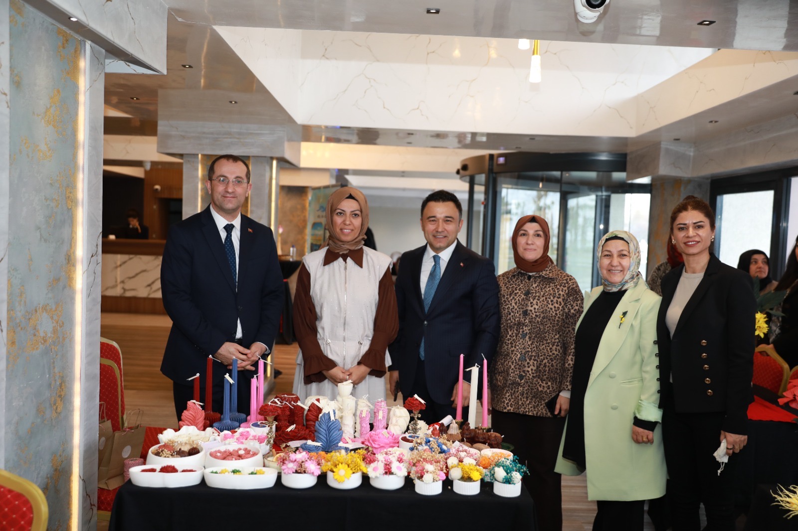 B206E285 Adf1 4Cef Aade Ae181Ab7D828