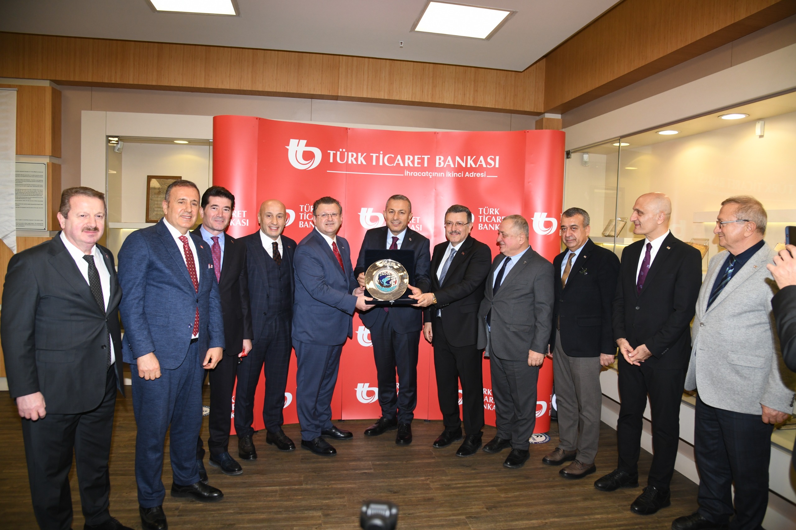 Ba299F1C Ca14 44C5 80Fe 8A46F1C0D140