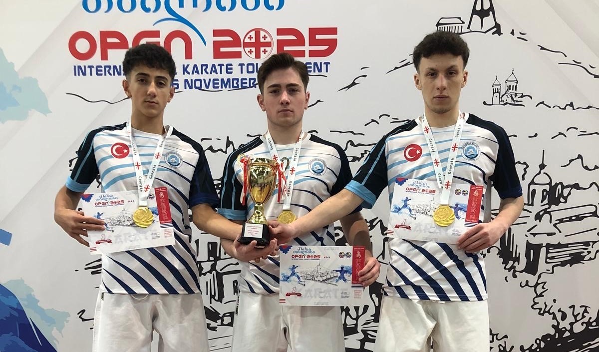 C12Efbc2 18Bd 4Bcb 954B 9Ea896F9B483