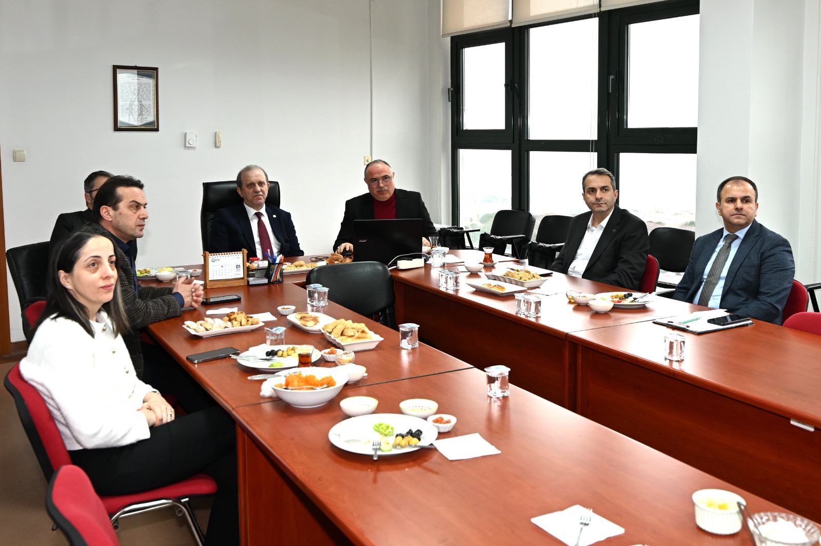 C33F16D5 194C 43E7 B7Ab 29D863Fef39A