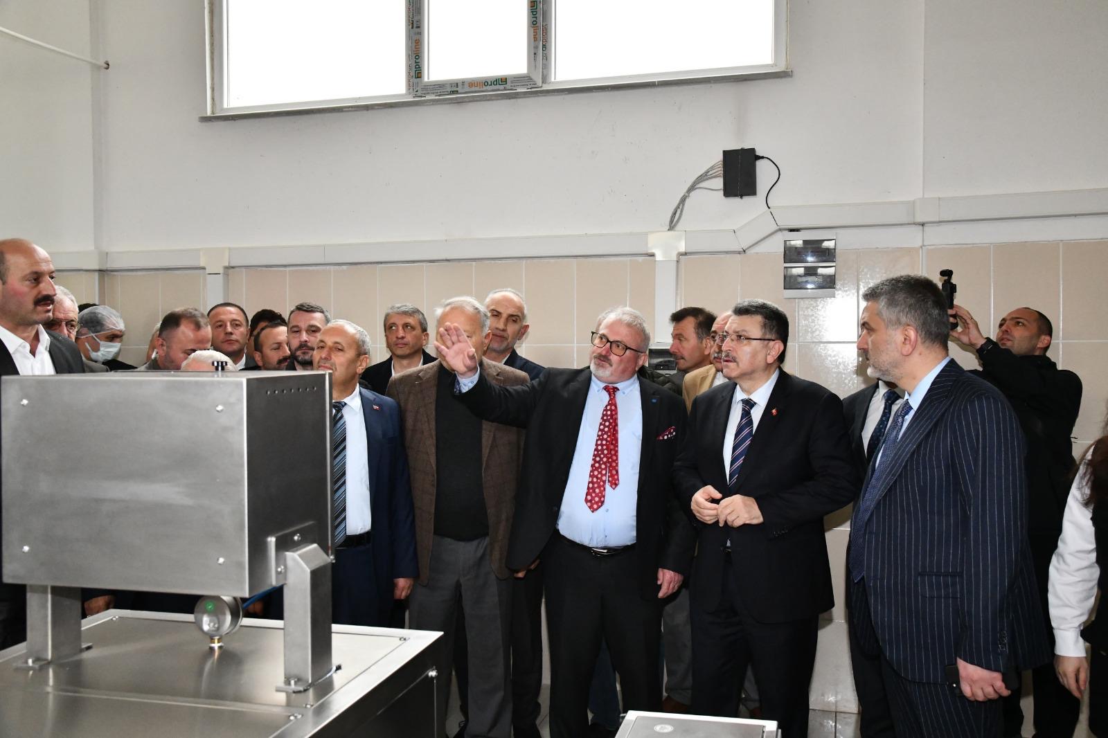 Cf100D49 Ac48 4F5C B265 A314Ff05E8D6