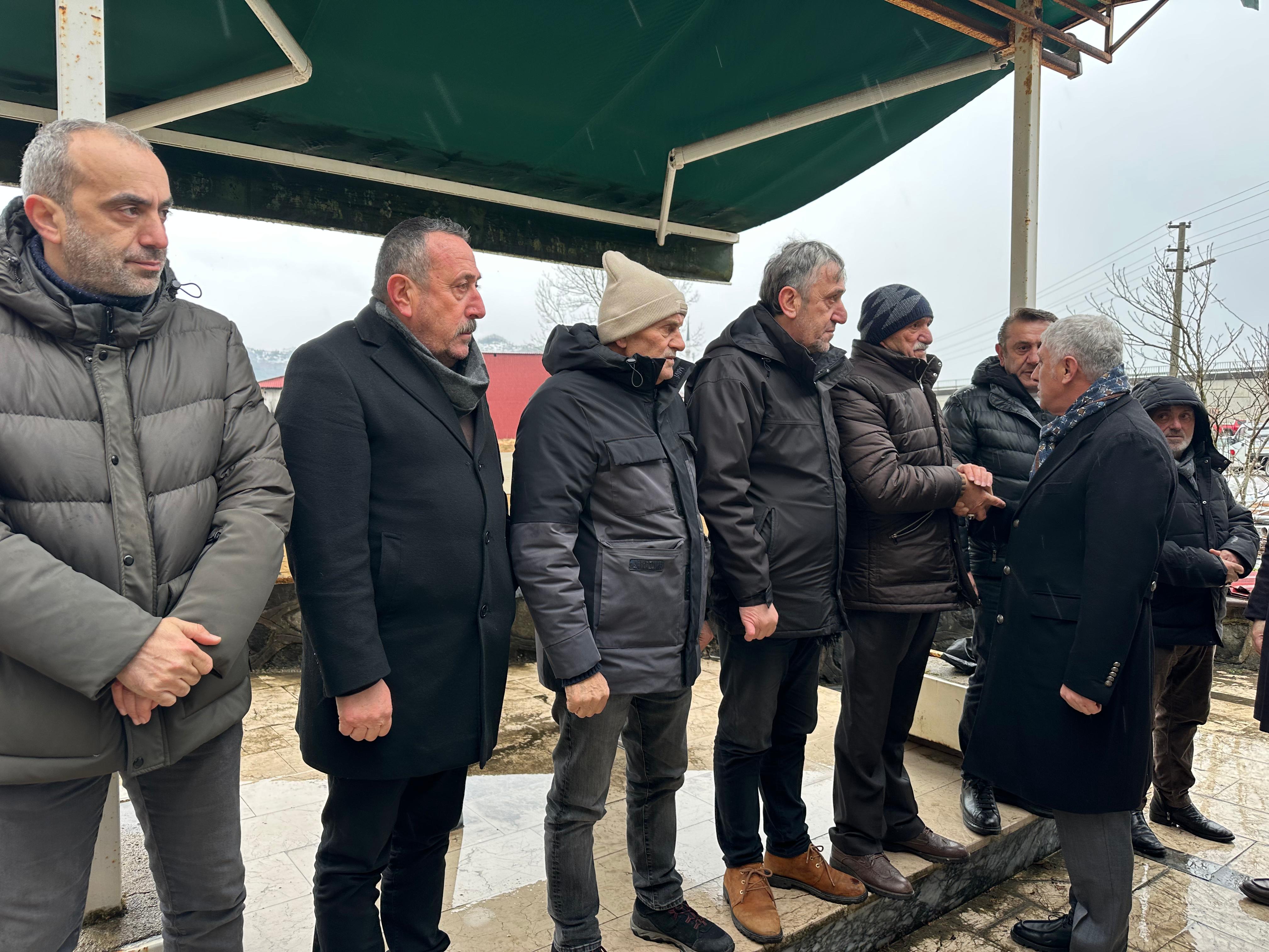 D0D197C4 3395 433F Af68 9A3C8D582Ffc