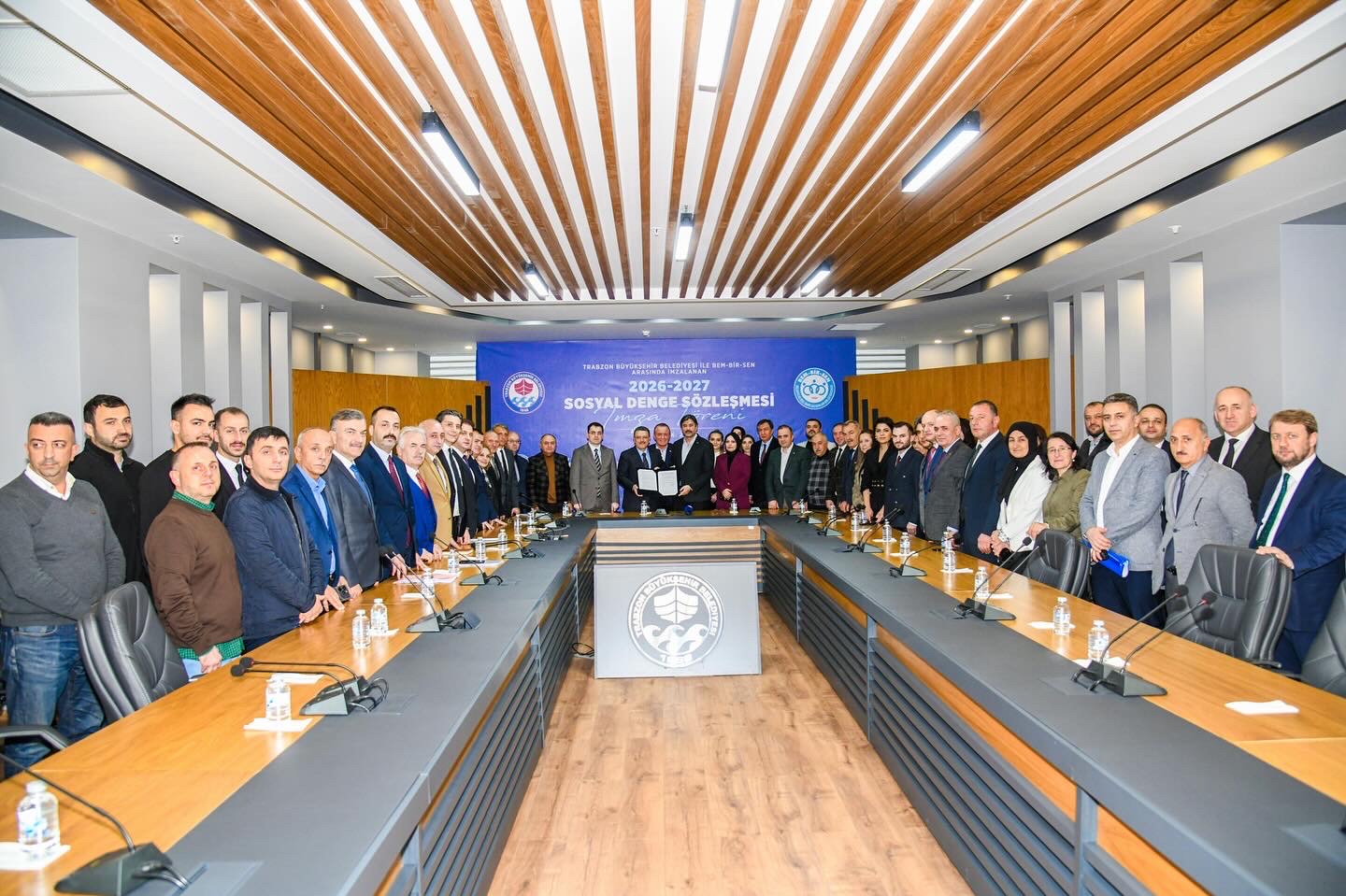 D97 E3 E A6 E F22 478 C 9 C8 F 49587 F33 C968