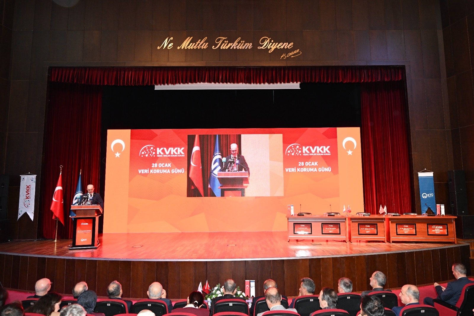 E61726D3 88D1 4067 9A25 Cb4C8965454C