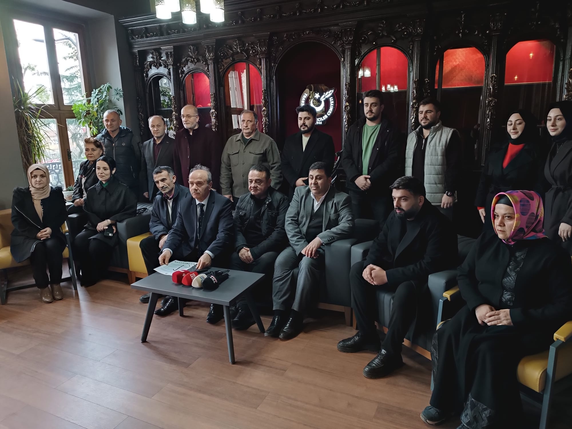 E9F26F85 90E0 4656 A782 Fe8B7Bde4267