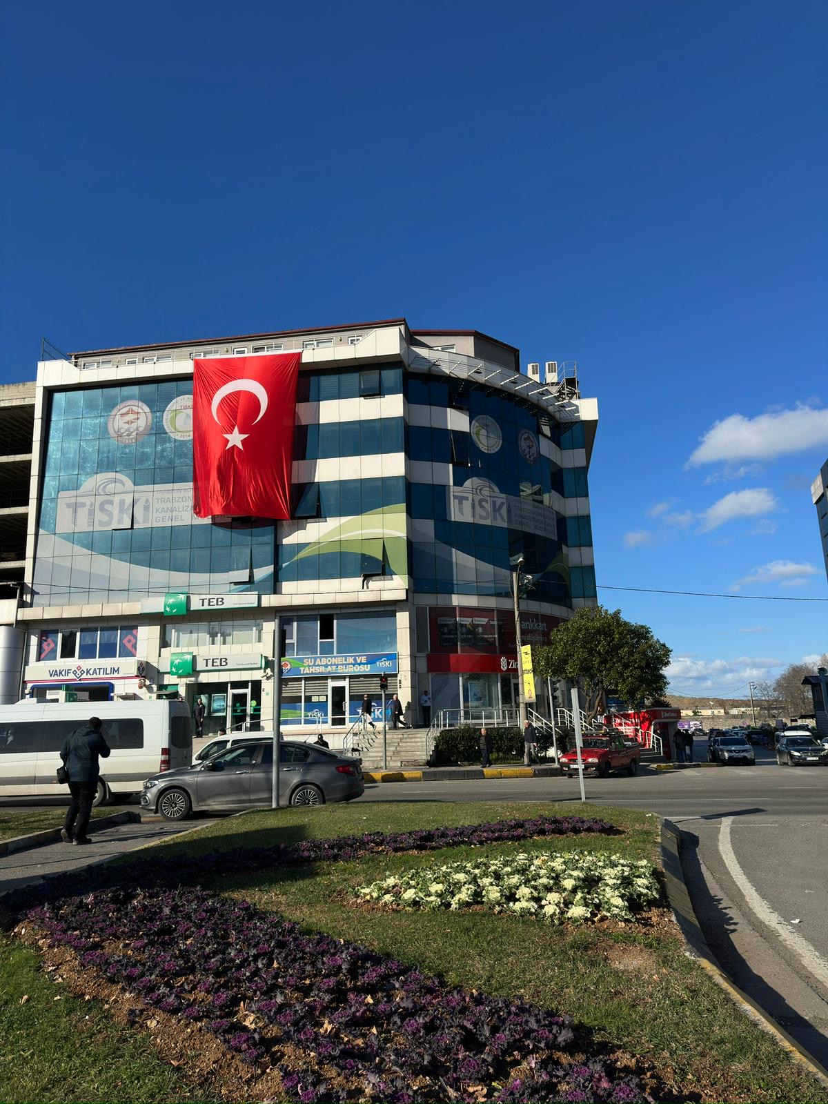 Ec3400F0 A062 4B8B 9Dc4 4C9F04A80061