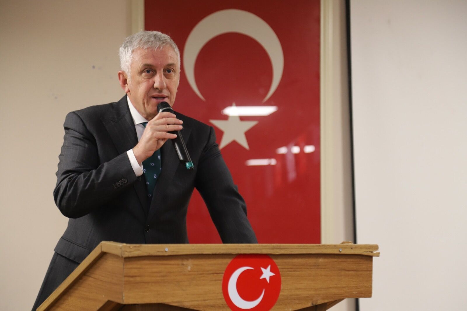 00Ffde56 Ff2D 44C7 8931 6C93E1023Efe