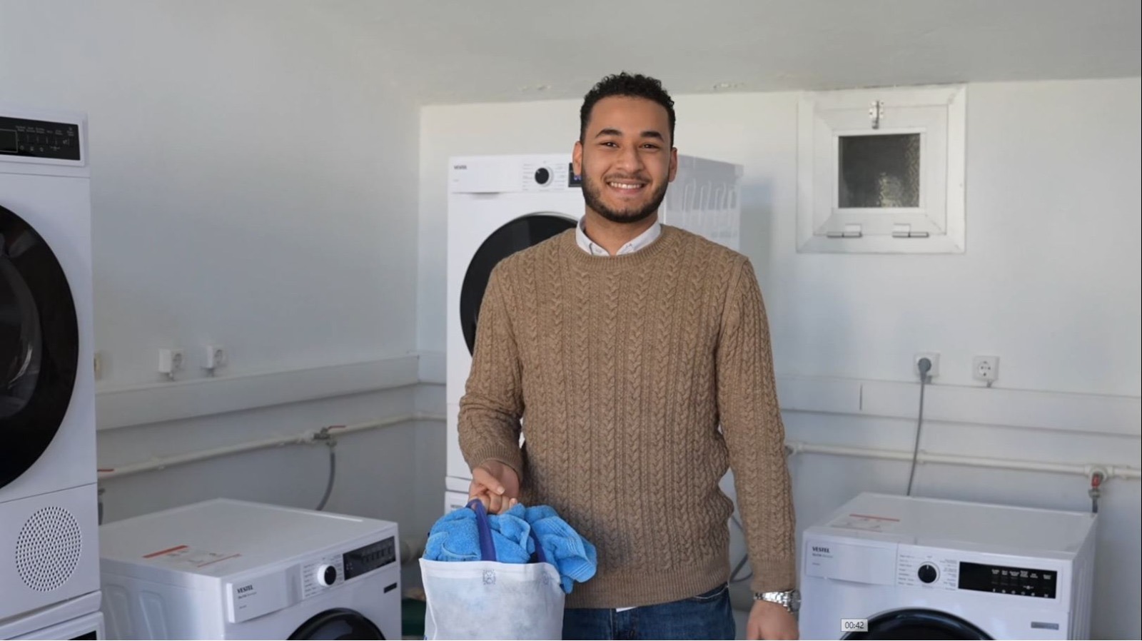 189C3164 Aea9 4252 A2Fb Dca85Cfc047F