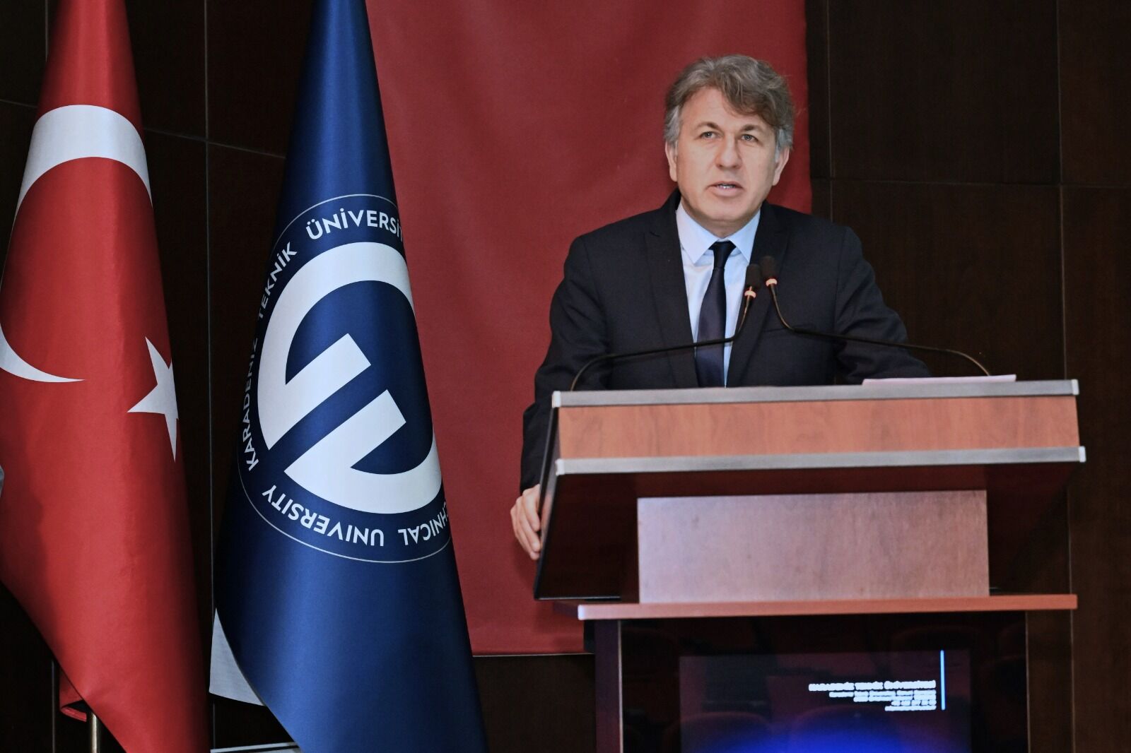 1B162F2B 4Edc 4340 979A 2189D4F39Cd8