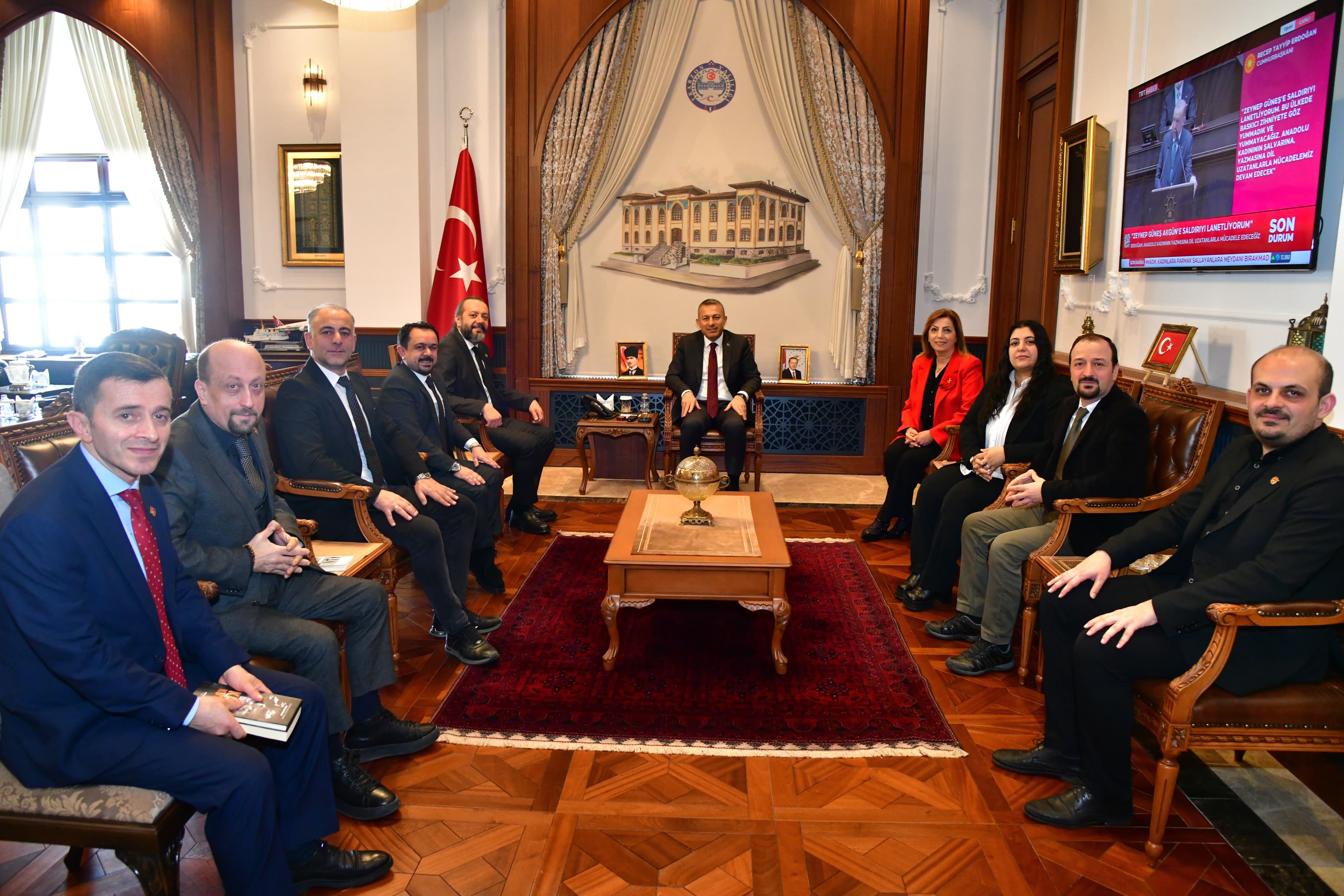 33Ad8322 598C 452A 9A7C C72F6B7F7F94