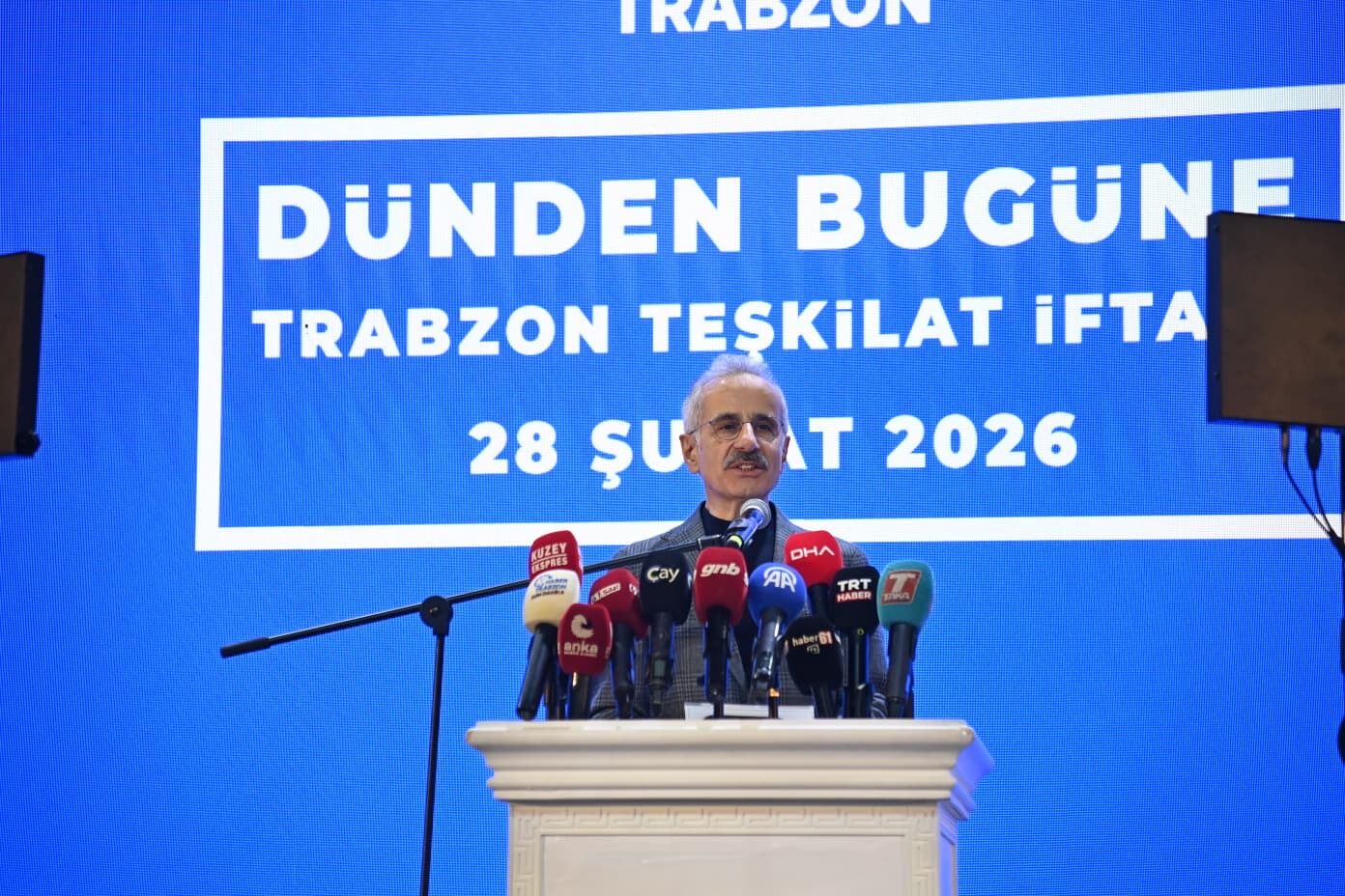 4D61C602 5A69 483E 805D 61193298E473