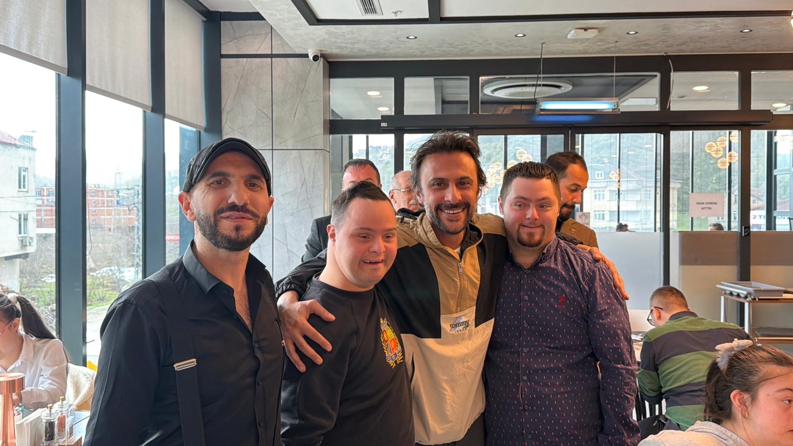 59Eabcd6 D812 4F3F 9737 A416D5Cc8418-1