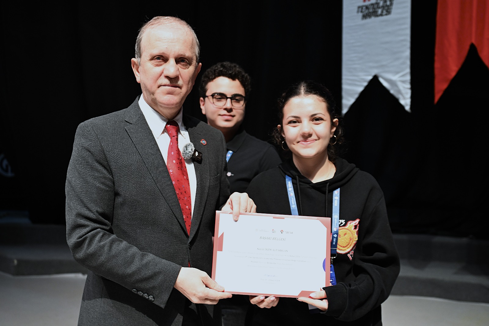 5A16B363 1Ab1 4Dcd 835D E29890645Ead