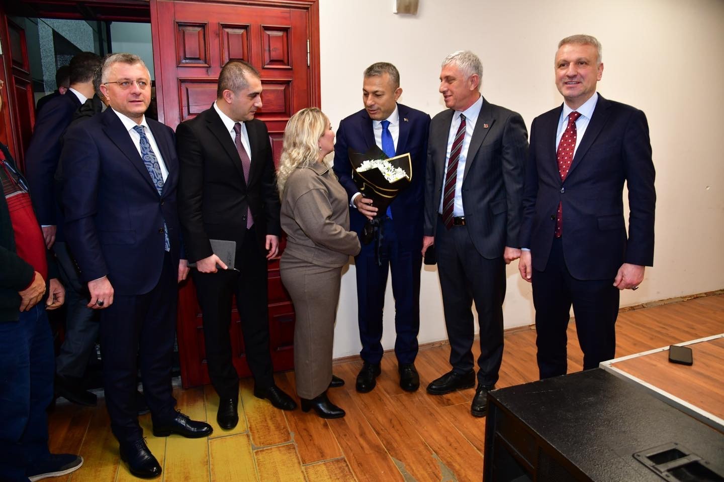 5A69474C 8D4C 4C2A 83A9 9739903A6A4D