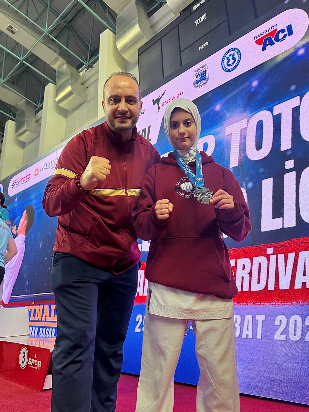 640Dde54 B4Fa 4261 B8Bb 1337De443Bf3