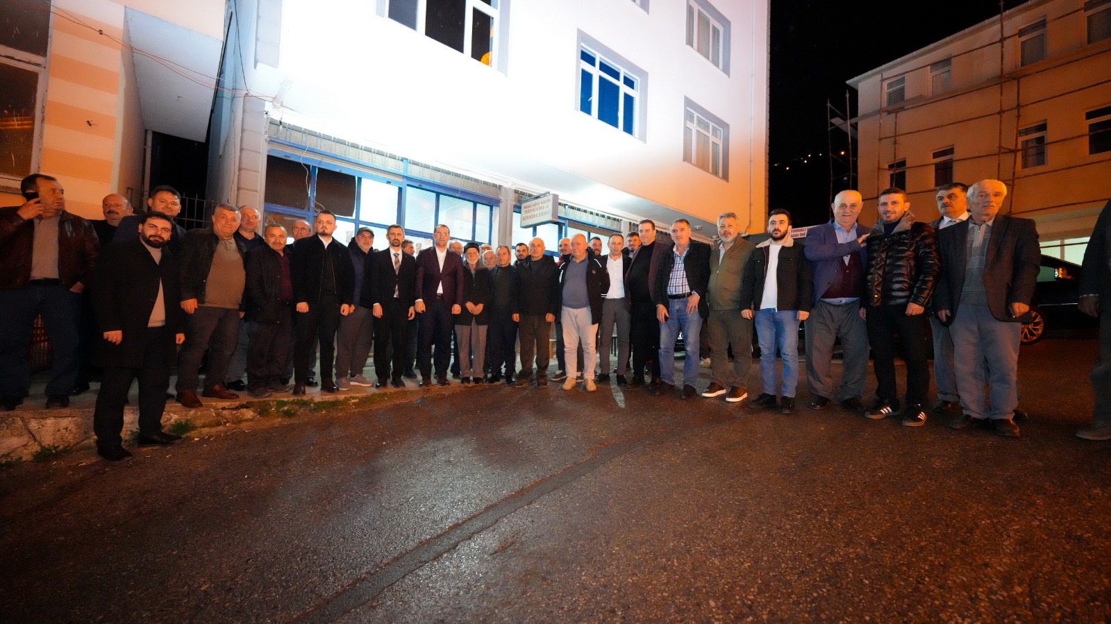 8Ece685B De97 49Ad 9C16 42100E068B8A