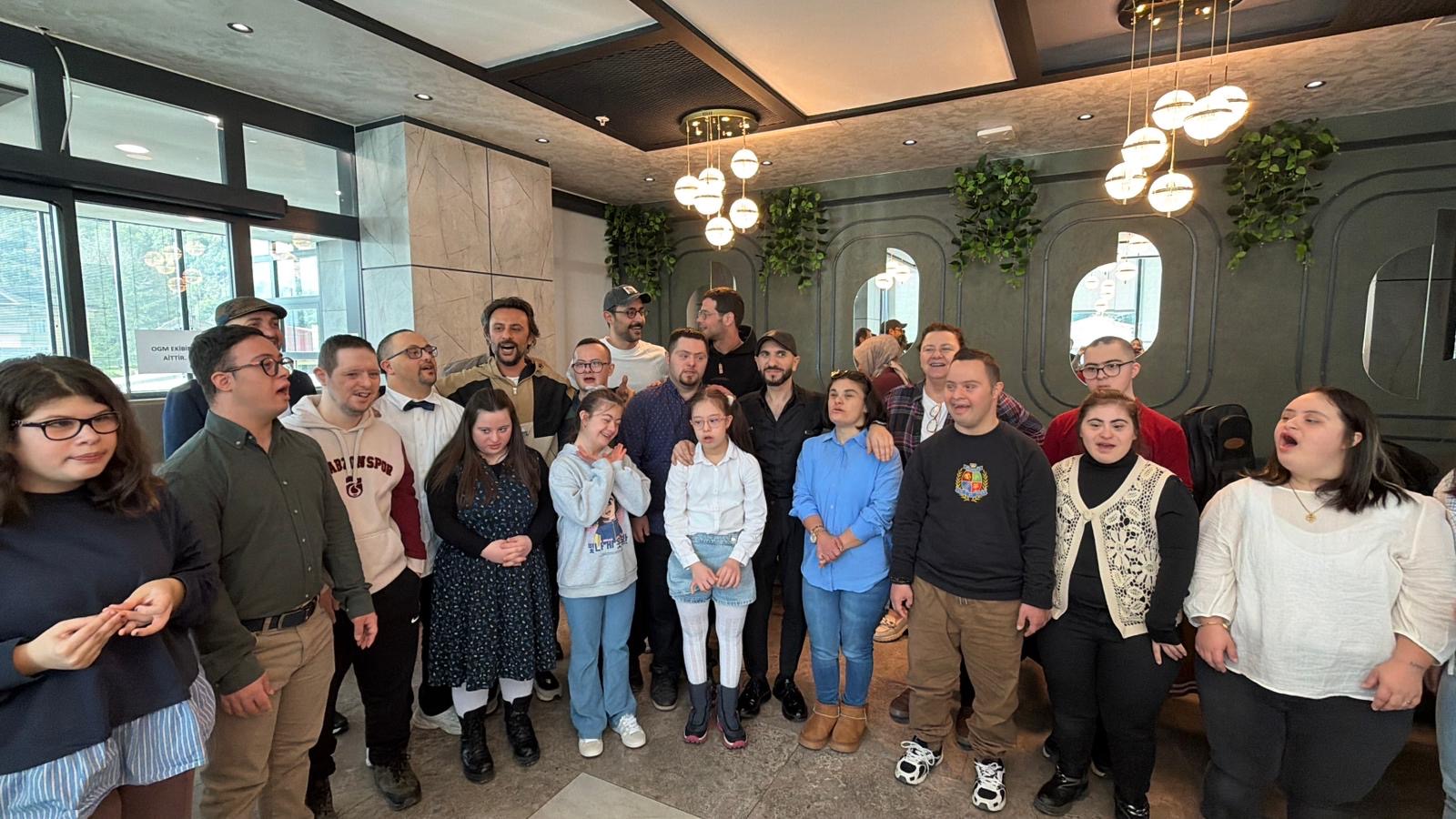 8Feaf10A 7134 4356 B179 3F094F7F6F02