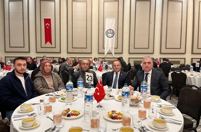 B C2 B919 E341 46 A E 8776 B9917 D E7 F871