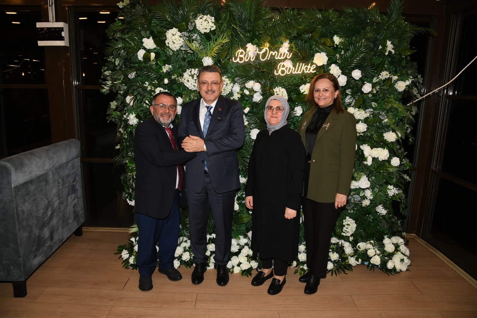 B12030B5 E08E 45C4 B6C5 08869B42942C