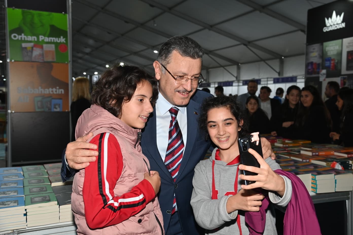 Ff525716 E933 48F0 Aae4 090B9E204811