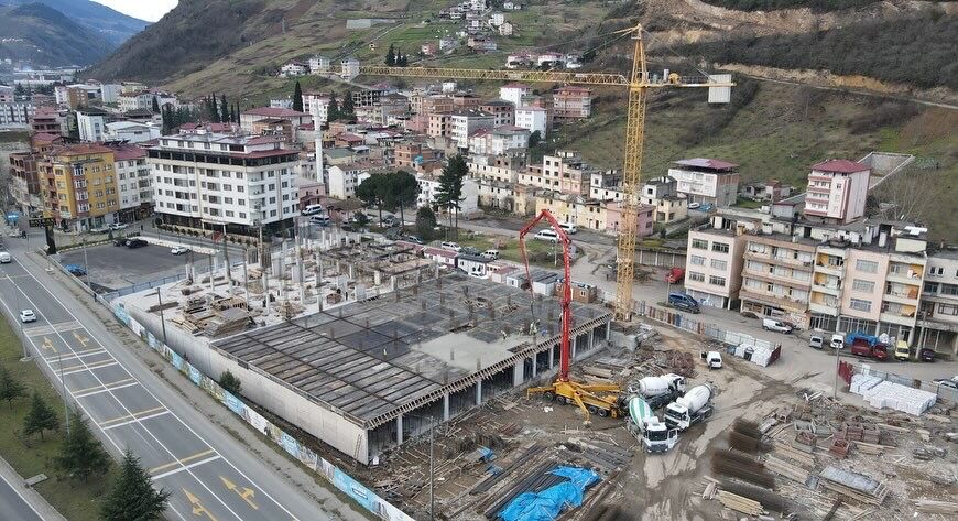 041 E B B A C E5 C7 45 B B 8 F9 A 14461231 D609