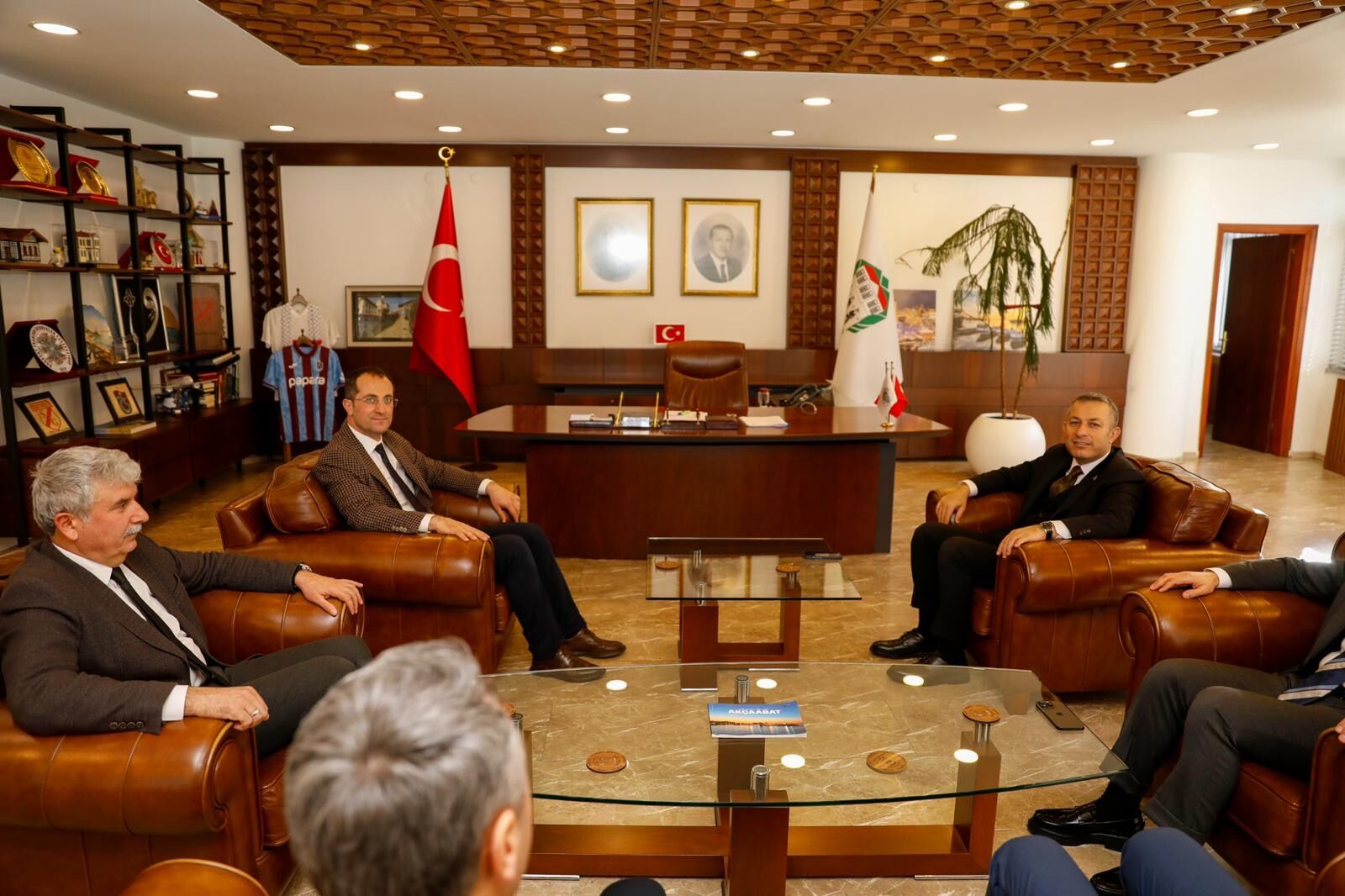 13708F12 3A2A 4Ab5 Ab68 F1B9220B4Ce3